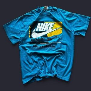 Vintage Nike Graphic T-Shirt
